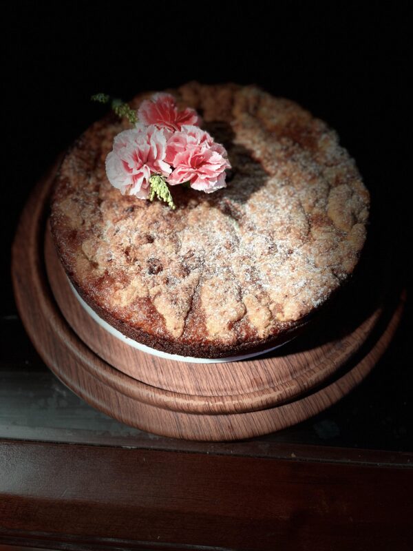 Torta artesanal con flores