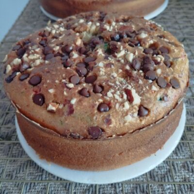 Torta clásica con chispas de chocolate